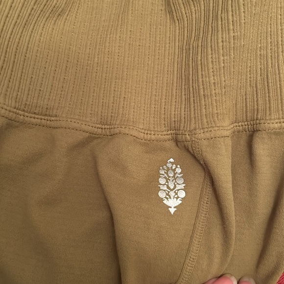 FP MOVEMENT x FREE PEOPLE sage green activewear pants size medium/large - Picture 8 of 8